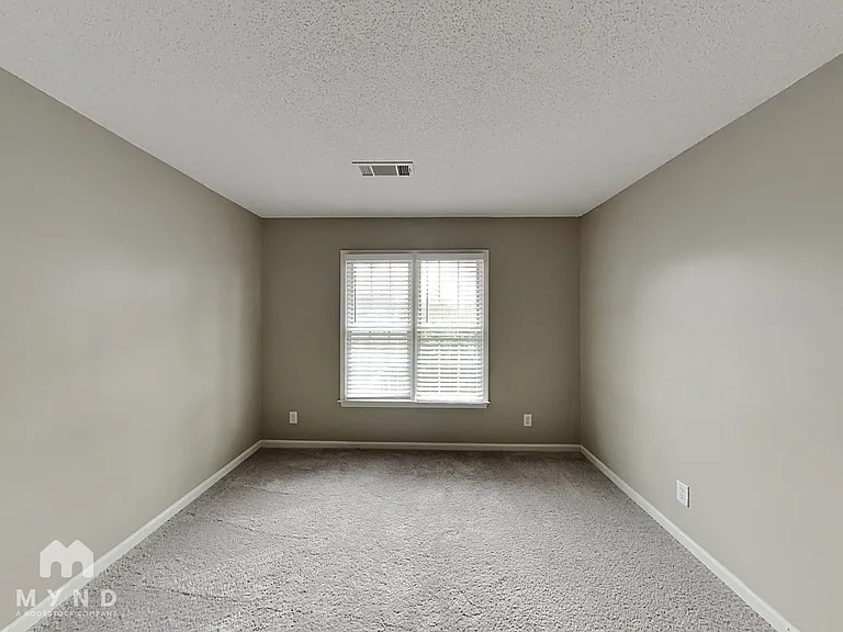 4015 Golfview Dr — Photo 11