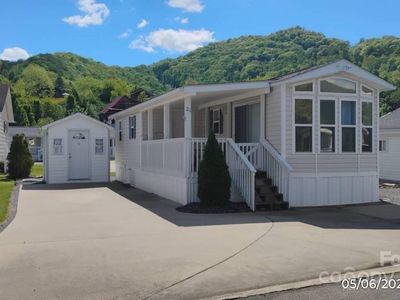 21 Strollers Ln, Waynesville, NC, 28785