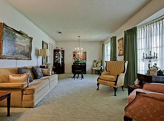 3rd image of 2525 Big Horn Ln