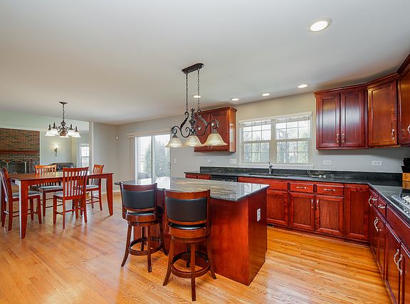 5th image of 16305 S Riverwood Dr