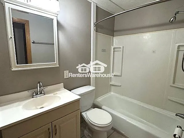 10840 Rockford Rd #203 — Photo 7