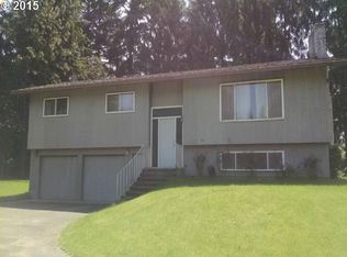 9630 SW Killarney Ln, Tualatin, OR 97062