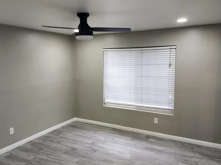 801 Stillman Ave — Photo 5