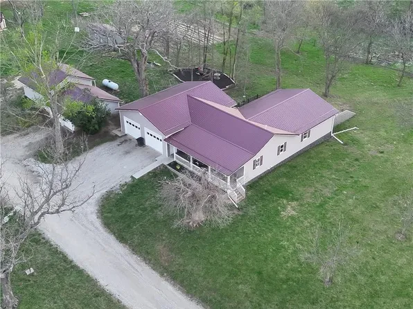 21352 State Hwy #46, Maryville, MO 64468