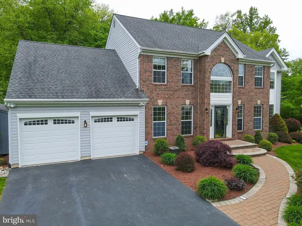 3684 Seneca Ct, Doylestown, PA 18902