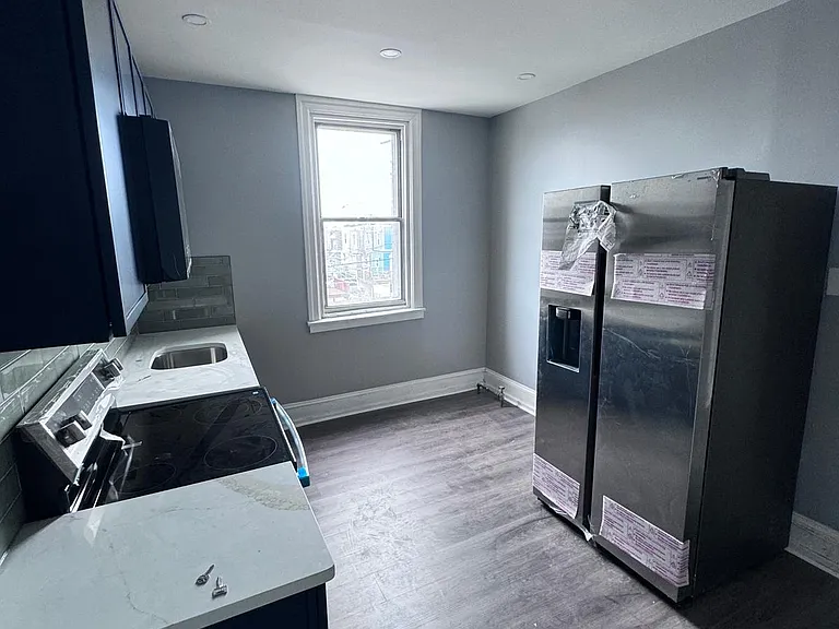 5000 B St #2 — Photo 9