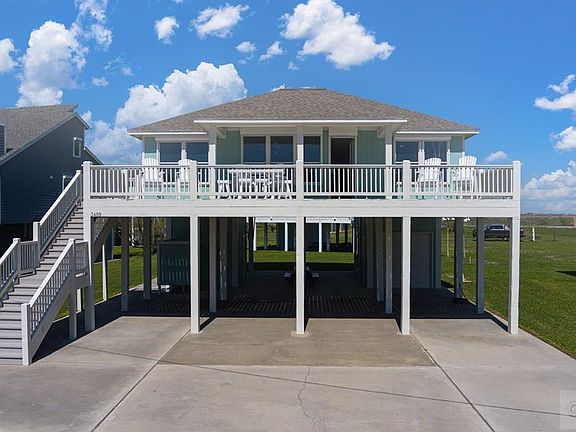 3rd image of 3409 Sand Dollar Dr