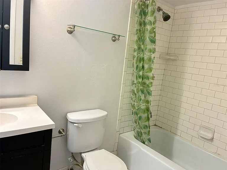 1944 Conway Rd #4 — Photo 16