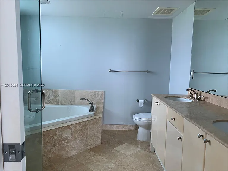 1745 E Hallandale Beach Blvd #802W — Photo 16