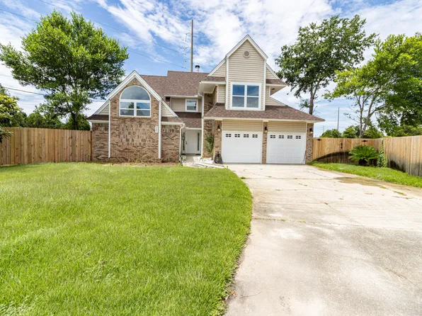 2003 Bob White Ct, Mary Esther, FL 32569