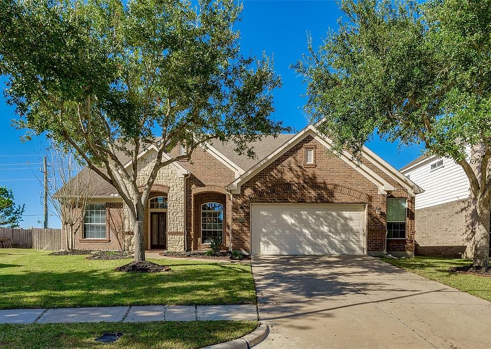 1st image of 25622 Foster Bridge Ln