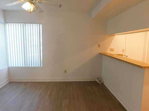 4th image of 3614-3618 W Park Central Ave