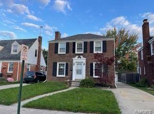 944 Kings Hwy N, Lincoln Park, MI 48146