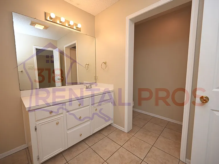 2414 Misty Ln — Photo 23