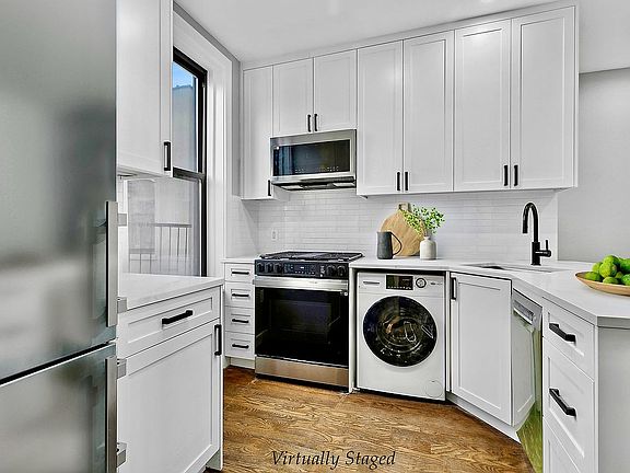 2nd image of 199 Prince St APT 18