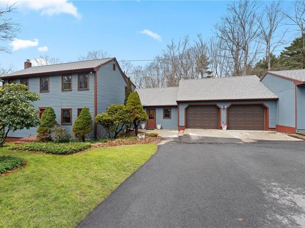 24 Bell Schoolhouse Rd, Richmond, RI 02892