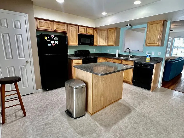 132 Hawks Run Rd — Photo 6
