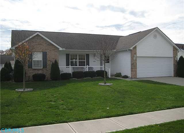 1st image of 387 Patrick Dr N