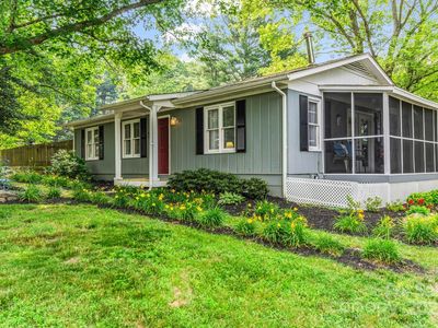 21 Stoney Nob Dr, Hendersonville, NC, 28792