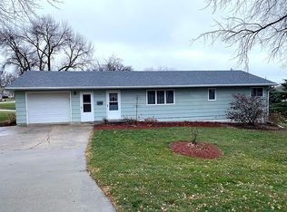 112 Walnut Ave, Charter Oak, IA 51439