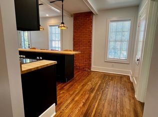 5864 Dixie Hwy #A, Clarkston, MI 48346