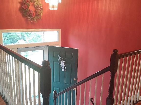 2nd image of 473 Vale Cir