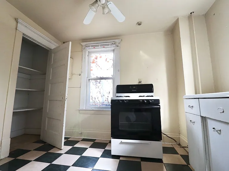 512 Pearl Ave — Photo 19