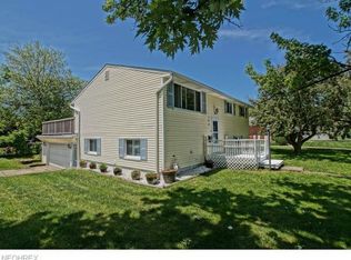 120 Saint Lawrence Blvd, Eastlake, OH 44095