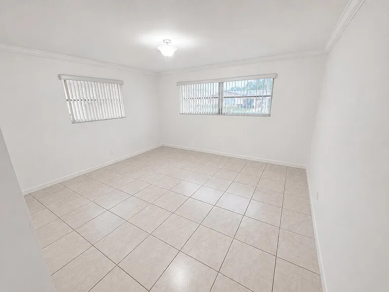 3615 Polk St — Photo 6