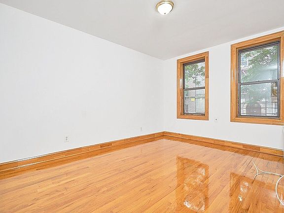 5th image of 511 W 167th St APT 1A