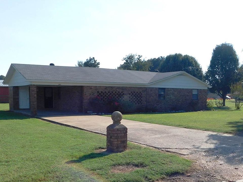 2nd image of 1405 Brian Ln