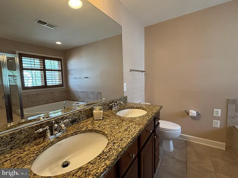 8006 Reserve Way — Photo 26