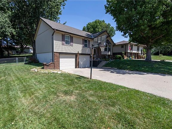 5th image of 3909 W Haverill Dr