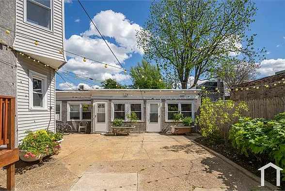 1 bed, 700 sqft, $1,050 — Photo 2