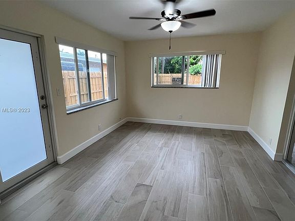 5th image of 2561 NE 10th Ct #2561