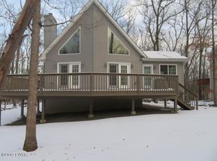 116 Andiron Way, Lackawaxen, PA 18435