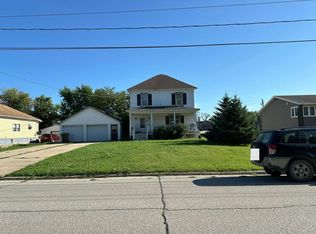 502 E 7th St, Carroll, IA 51401