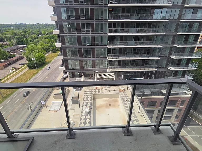 4010 Eglinton Ave W #1116 — Photo 21
