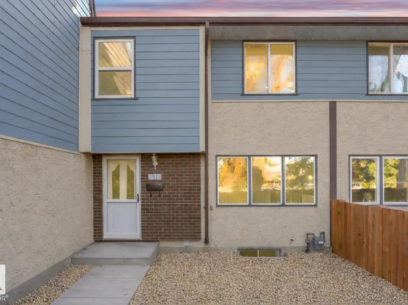 81 Willowdale Pl NW, Edmonton, AB T5T 1Z4
