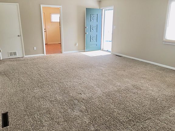 2nd image of 2141 Brentnell Blvd