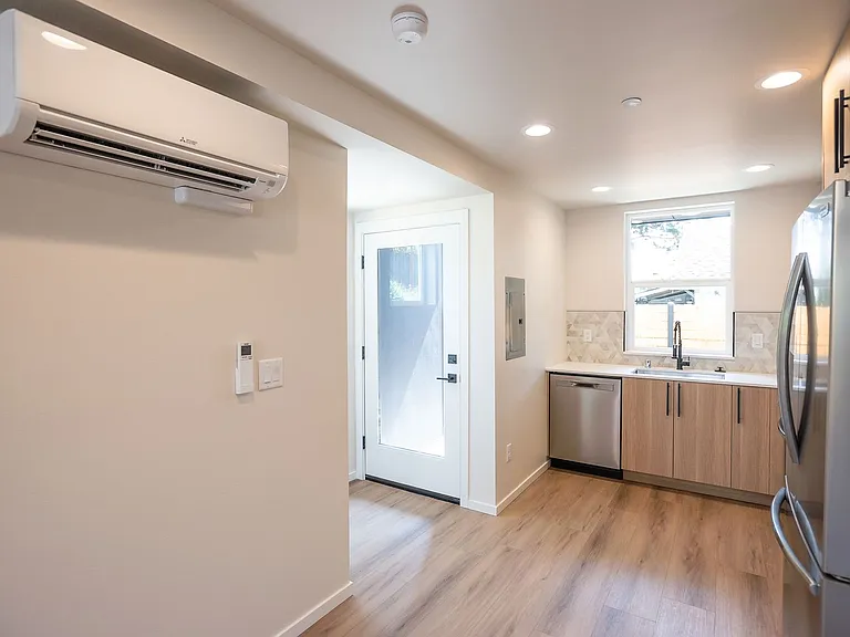 1561 NW 63rd St — Photo 31