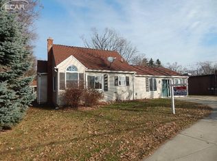 1317 E Main St, Flushing, MI 48433