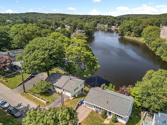 4th image of 8 Cove View Drive