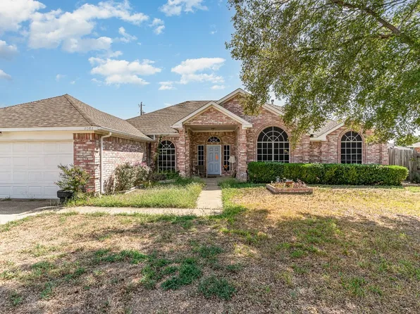 1001 Sink St, Cedar Hill, TX 75104