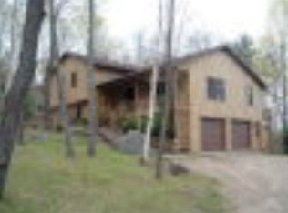 22 Fox Run Rd, Saranac Lake, NY 12983