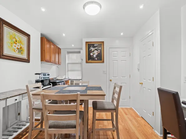 430 West 46th Street image 5 of 14