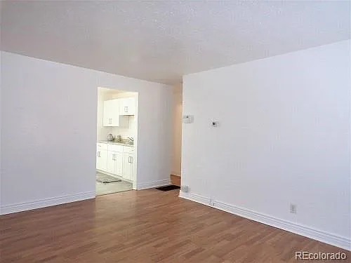 1129 Dallas St — Photo 5
