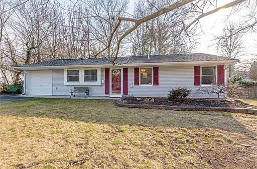 1st image of 37 Emerald Rd