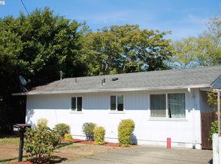 1831 Madrona St, North Bend, OR 97459