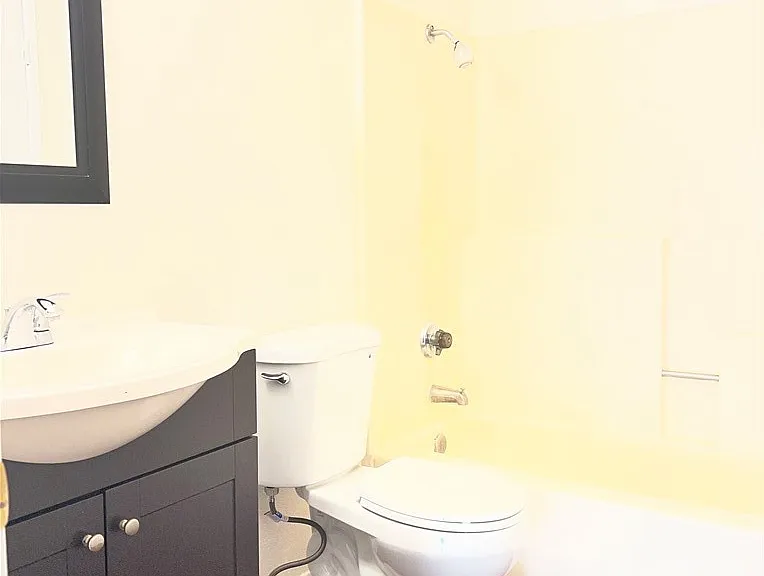126 Lassen Pl #D — Photo 8